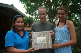 Ket presents a gift about Thai silk to Stephen and Meike